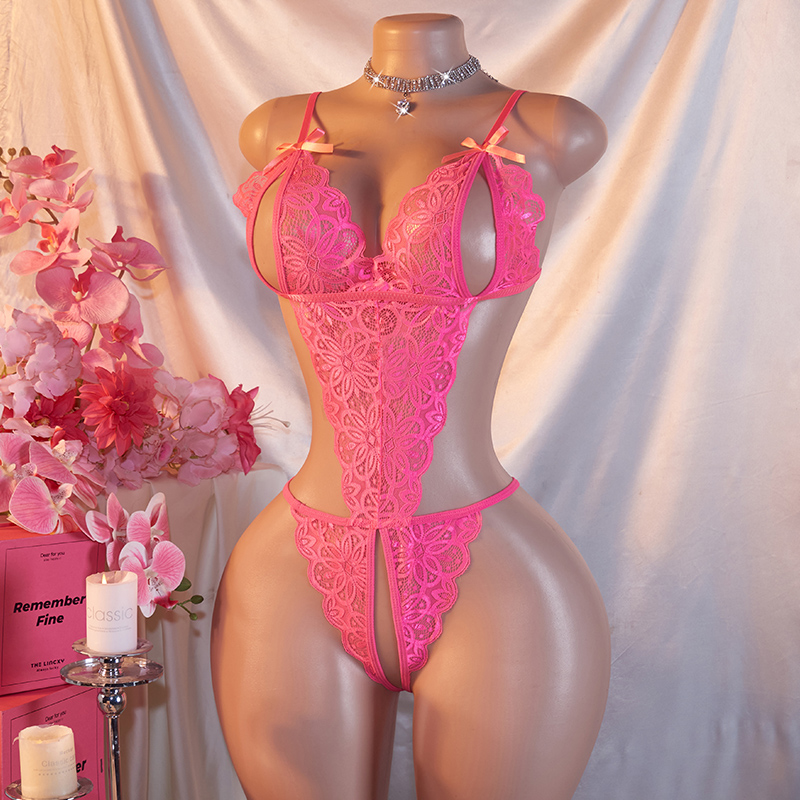 One-piece Hollow Rose Lace Tra - Baby Clothing Bundles 评论和价格