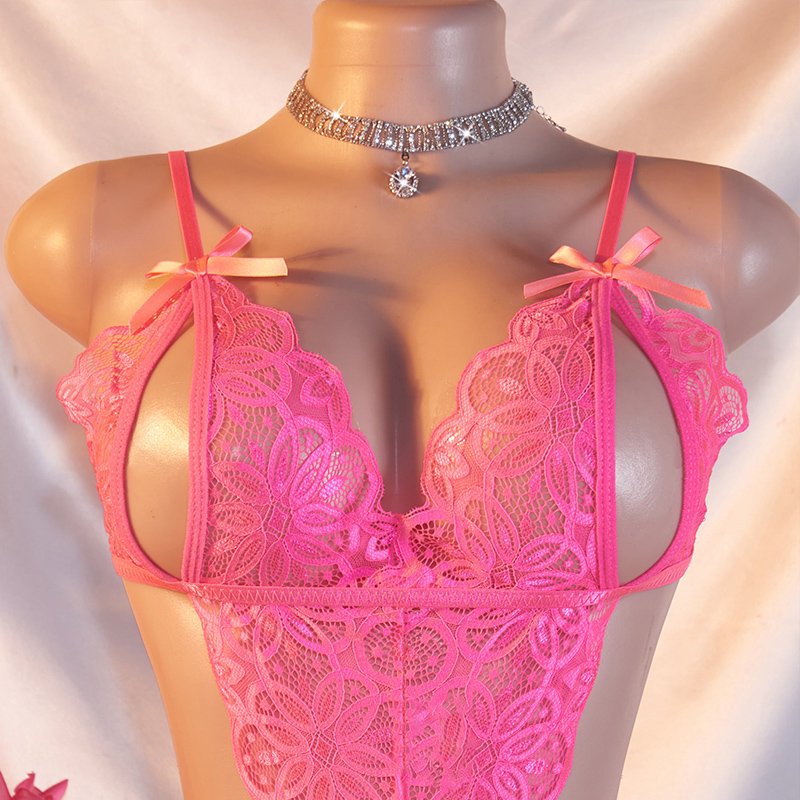 One-piece Hollow Rose Lace Tra - Baby Clothing Bundles 评论和价格